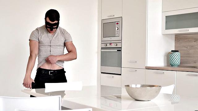 Handsome masked amateur stud masturbates and cums