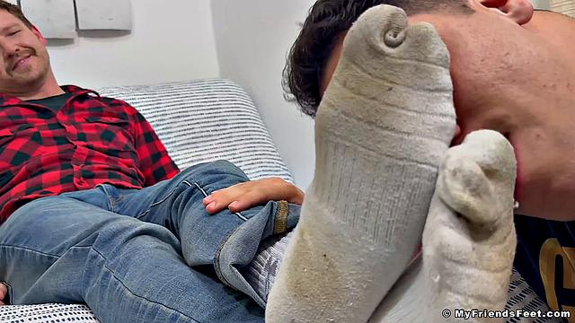 Russ' Size 11 Feet Get Worshiped - Russ