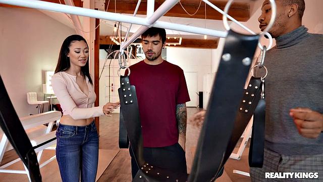 Unsupervised at the Sex Museum