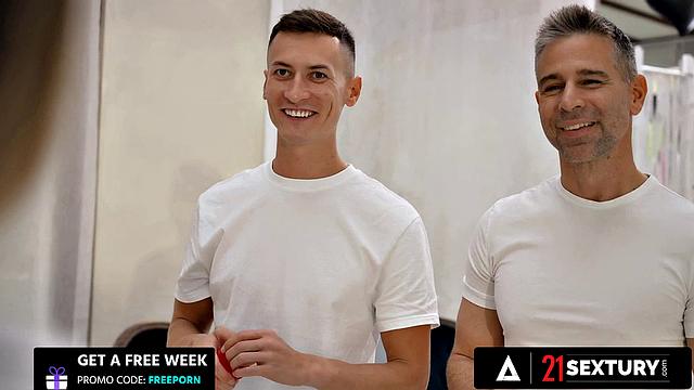 21 SEXTURY - Shalina Devine DPd by 2 Donors in Clinic Threesome