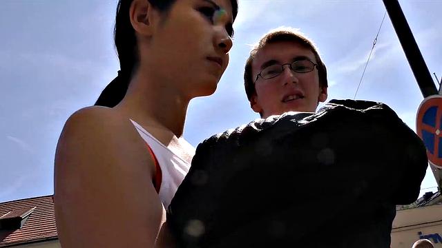 HUNT4K. Sex for money with hunter is how gal earns on vacation