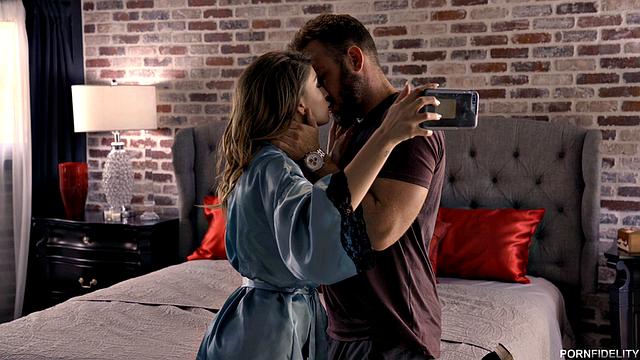 kristen scott трахается на стриме для своих подписчиков