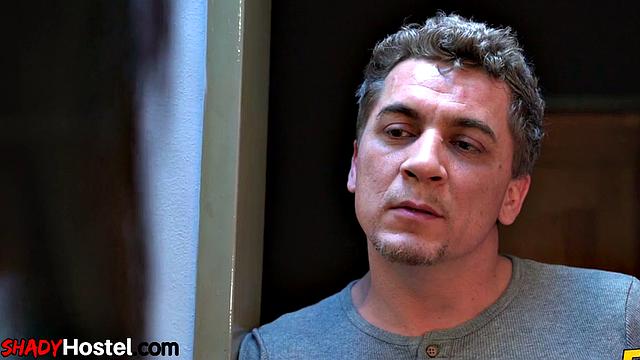 Big ass hostel babe pussylicked
