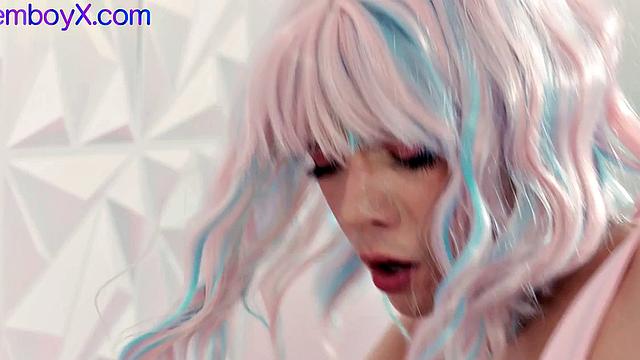 Roseboi femboi gamer inspected by jock