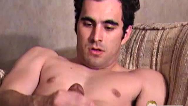 Thomas hooked up with Auntie Bob while on a road trip to central California. Now every time he travels to the state, Thomas messages him wanting to come over and jack off on camera.