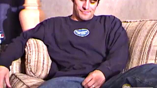 Thomas hooked up with Auntie Bob while on a road trip to central California. Now every time he travels to the state, Thomas messages him wanting to come over and jack off on camera.