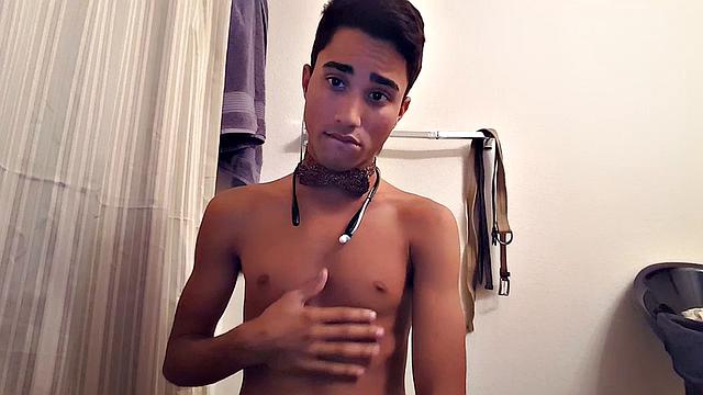 Hung Lucas Jerks Off In Toilet