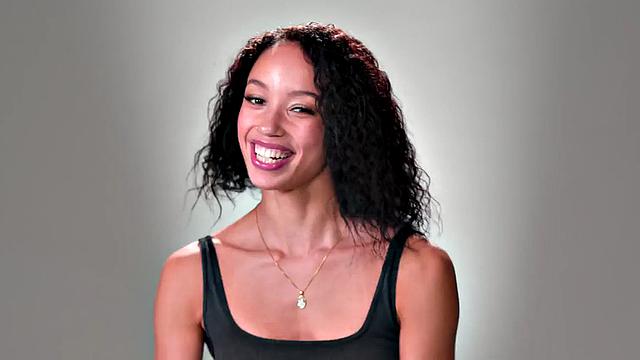 Solo fit ebony babe masturbates with vibrator till orgasm