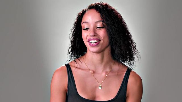 Solo fit ebony babe masturbates with vibrator till orgasm