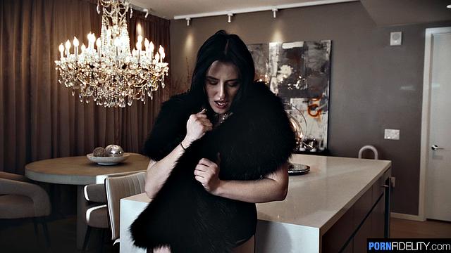 The Valentine Effect