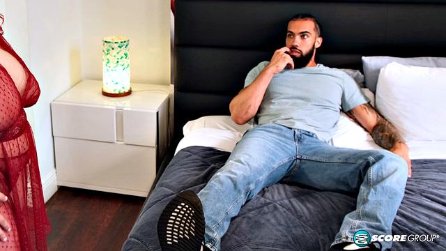 Lily Raine: Are XL Girls Hottest Sex Partners?