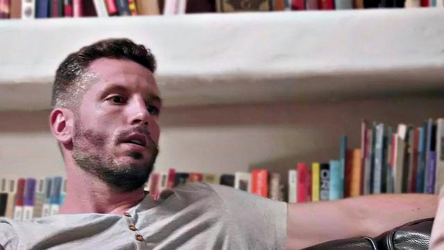 Stunning secretary sucks and gets pounded by BBC