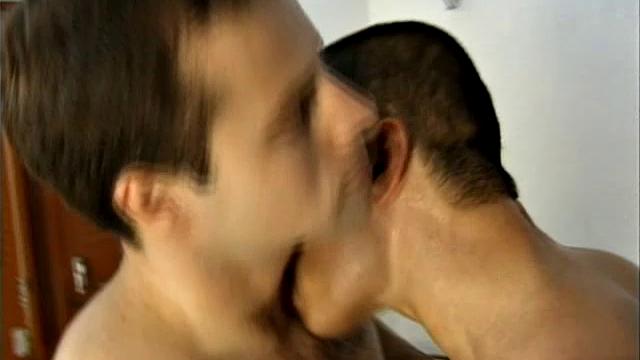 Cute Jock Sucks a Dick