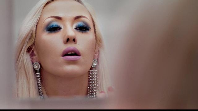 Busty babe anally pounded before sucking boyfriend's cock