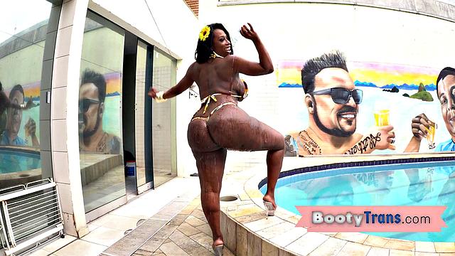 A curvy ebony MILF with a bubble butt pleasure herself before getting rammed in various positions