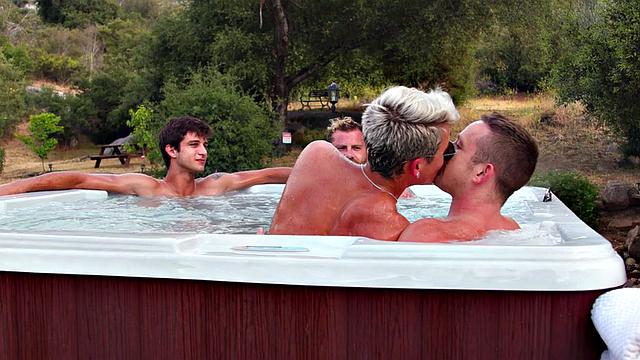 Skinny taboo stud by muscled jock in stepbrother anal