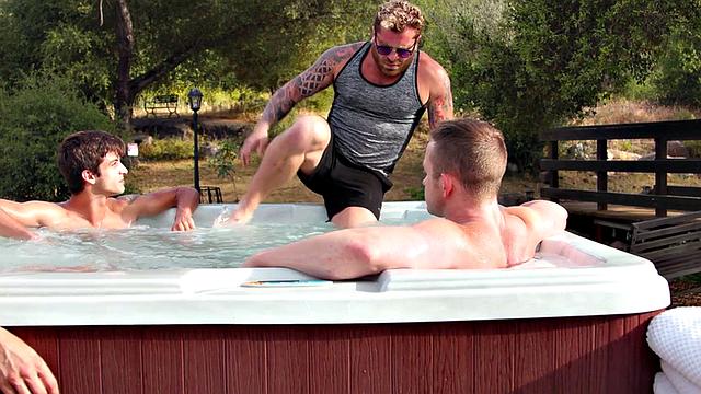 Skinny taboo stud by muscled jock in stepbrother anal