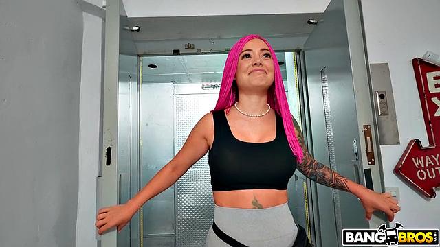 Extra Cash, Extra Anal