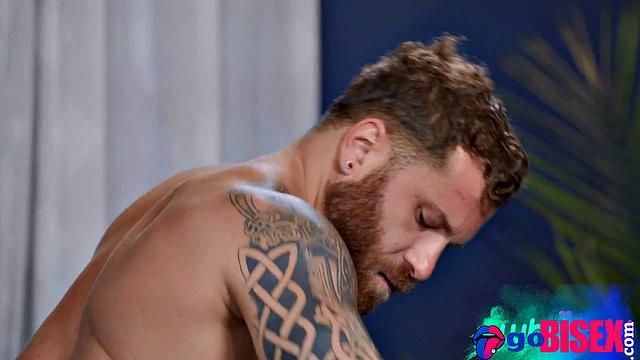 Busty lingerie blondie nailed in a 3way