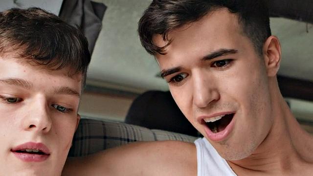 Cockriding gay loves fucking in nasty stud