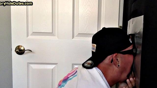 Amateur gloryhole DILF banged in private home after BJ