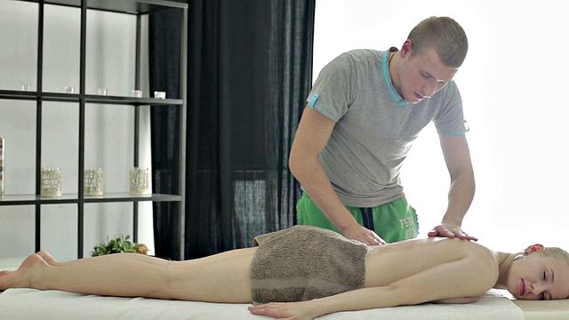 Teen Beauty Massage