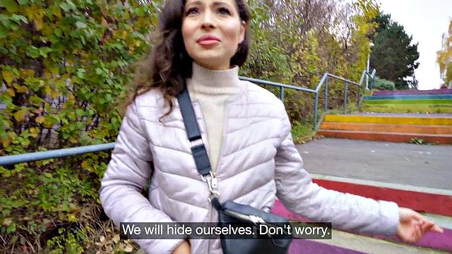 Real cutie bends for fuck