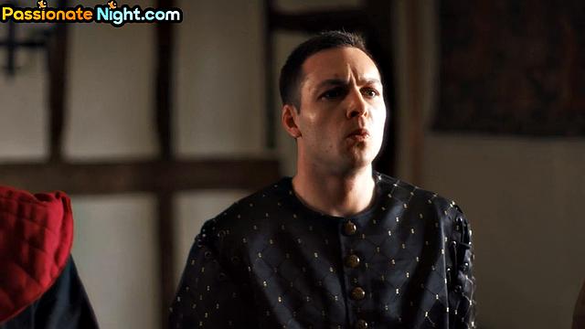 Зрелая блондинка с большой грудью получает по полной от любовника догги-стайл.