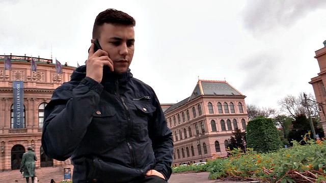 Picked-up jock anal banged in apartment