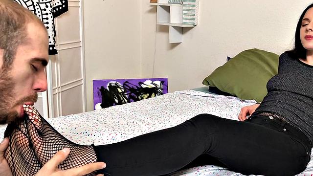 Foot model pantyhose amateur babe pussynailed in fetish sex