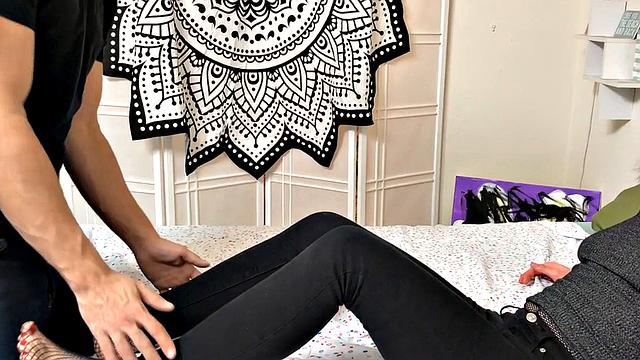 Foot model pantyhose amateur babe pussynailed in fetish sex