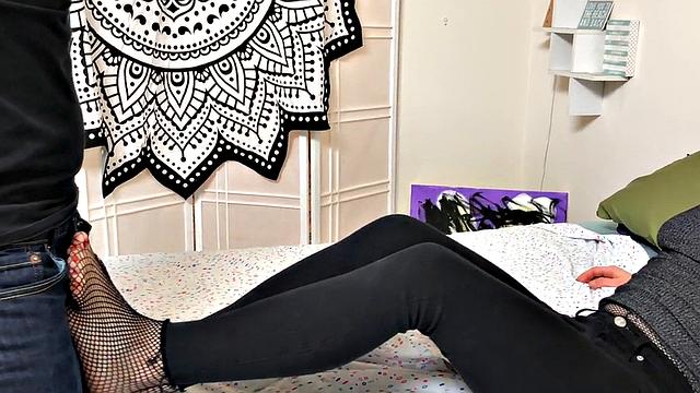 Foot model pantyhose amateur babe pussynailed in fetish sex