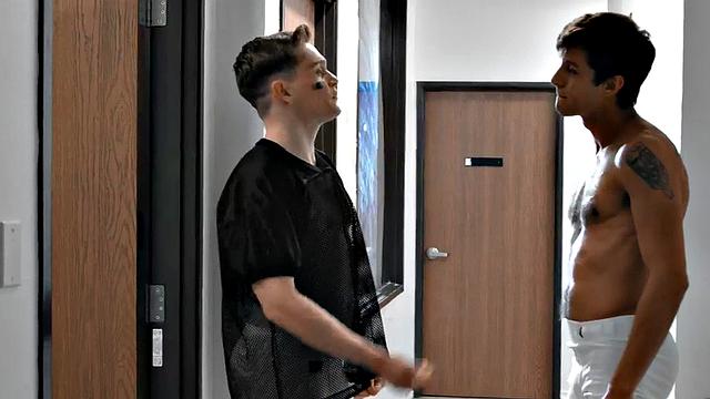 Sportive stud fucks skinny hairy teammate till cum