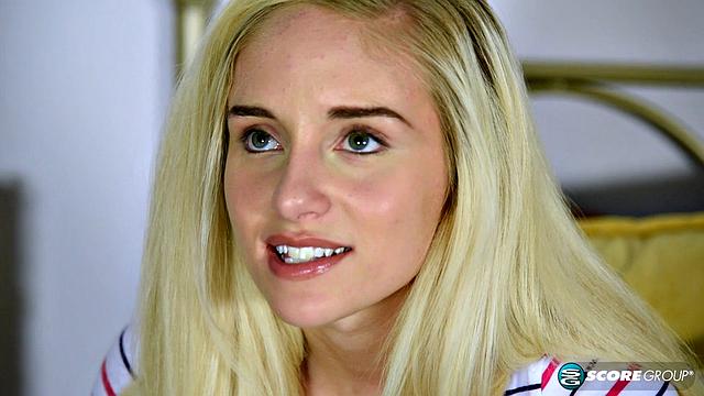 Georgia peach Naomi sits down for an interview before she strips and shows us