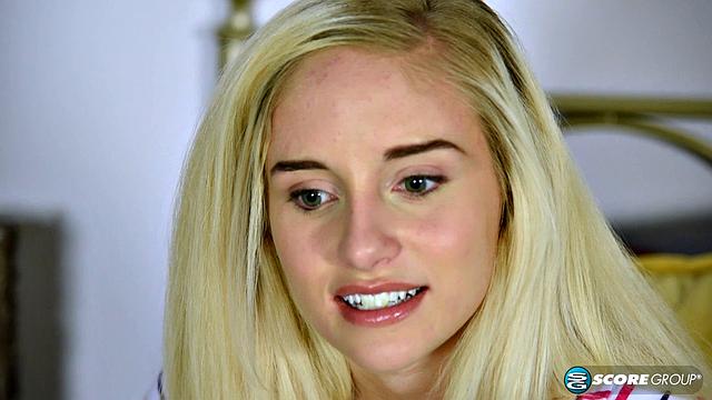 Georgia peach Naomi sits down for an interview before she strips and shows us