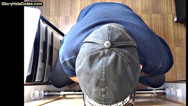 Gloryhole mature gay sucks dick at home in oral