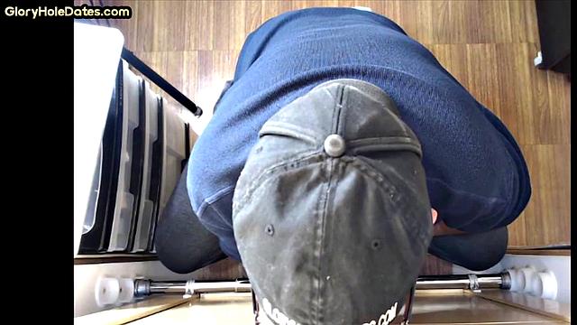 Gloryhole mature gay sucks dick at home in oral