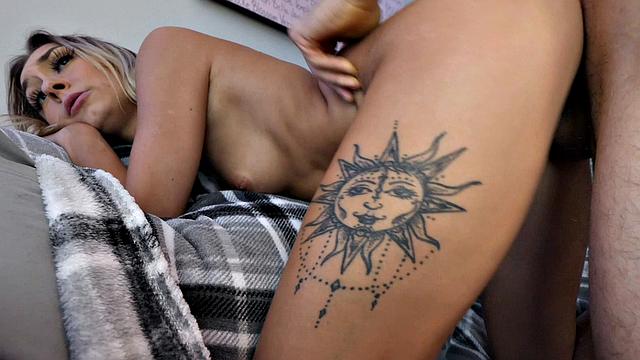 Blonde Chloe Temple Gives Roadhead Before Riding To Creampie