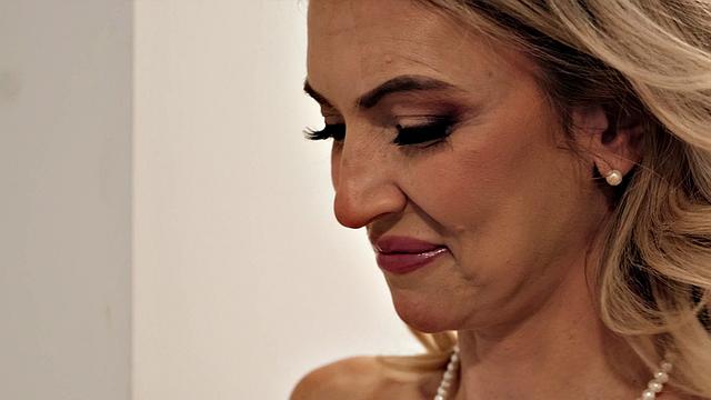 Hot blonde MILF Gigi Dior fucks her daughter's boyfriend