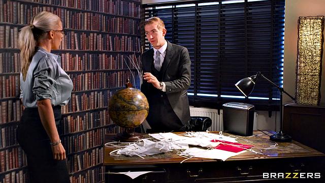 Горячие зрелые красавицы принимают сперму на лицо в лучших сценах Brazzers, страсть на пределе!