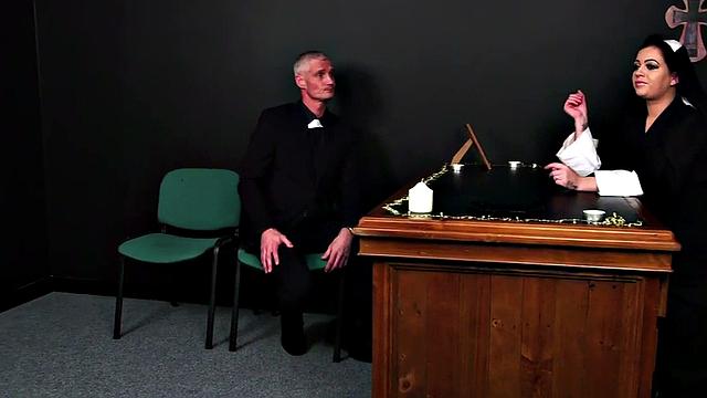 CFNM college sluts suck priest in 3way with voyeur nun