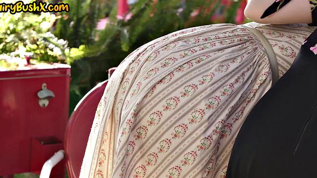 Redhead dyke pussyeaten by GF at outdoor party