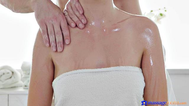 Czech teen takes big meatpipe