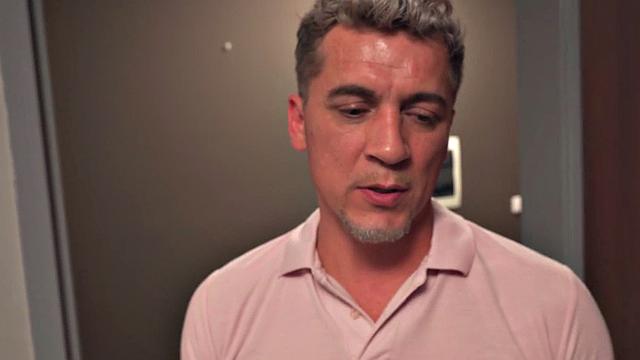 Alt hostel babe got pierced pussy pounded in 3some