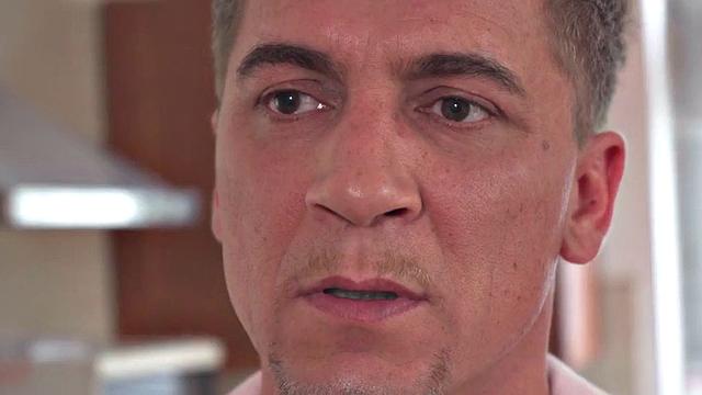 Alt hostel babe got pierced pussy pounded in 3some