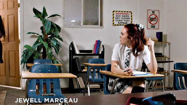 GIRLSWAY - All Natural MILF Jewell Marceau Brought for PAWG Stepdaughter Freya Parker's Lunch