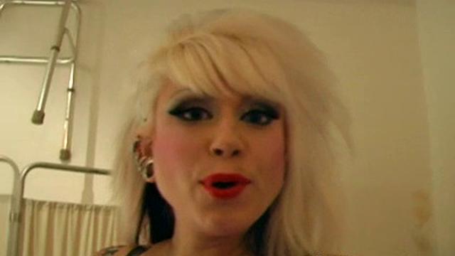 Submit to Mistress Lolana