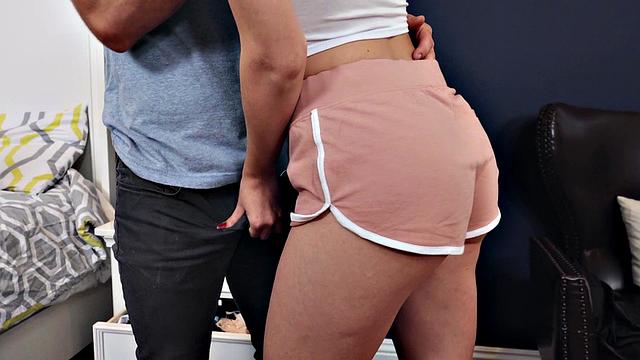 American MILF gets her pussy eaten & facialed in a wild threesome