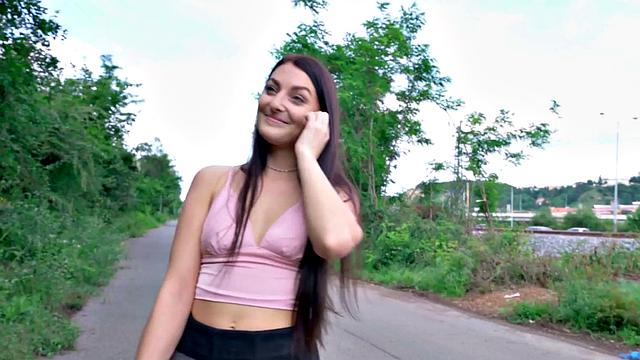 Pulled Euorbabe Banged for Cash Before Giving Head