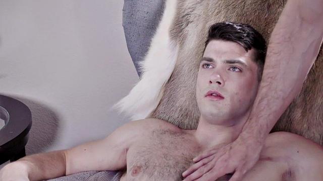 Buff bot sucked before barebacking erotic couple